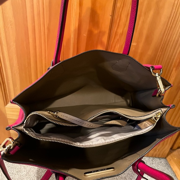 MICHAEL KORS MERCER Large Convertible Tote - Picture 12 of 14